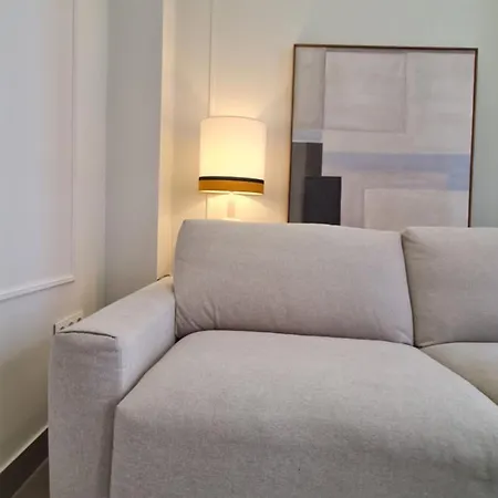 Navas 101 Cosmopolitan Loft *