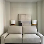 Navas 101 Cosmopolitan Loft *